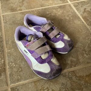 Puma running shoes girls size 10